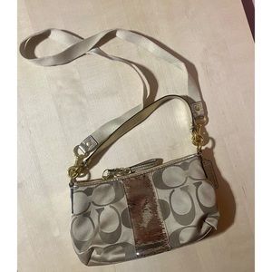 Coach Crossbody/Baguette Purse